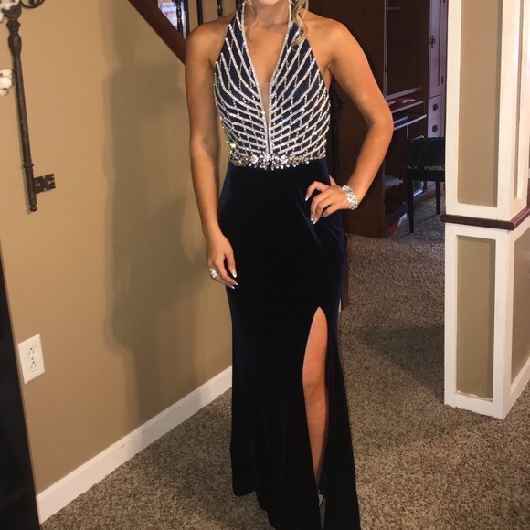 Prom Dress - Picture 1 of 4